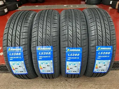 COMMERCIAL CAR TIRES